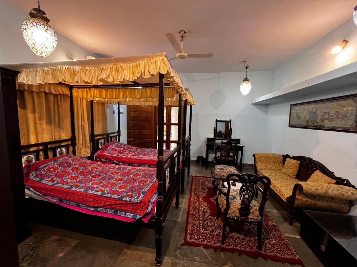 Sharad Baug Homestay Bhuj Eksteriør bilde