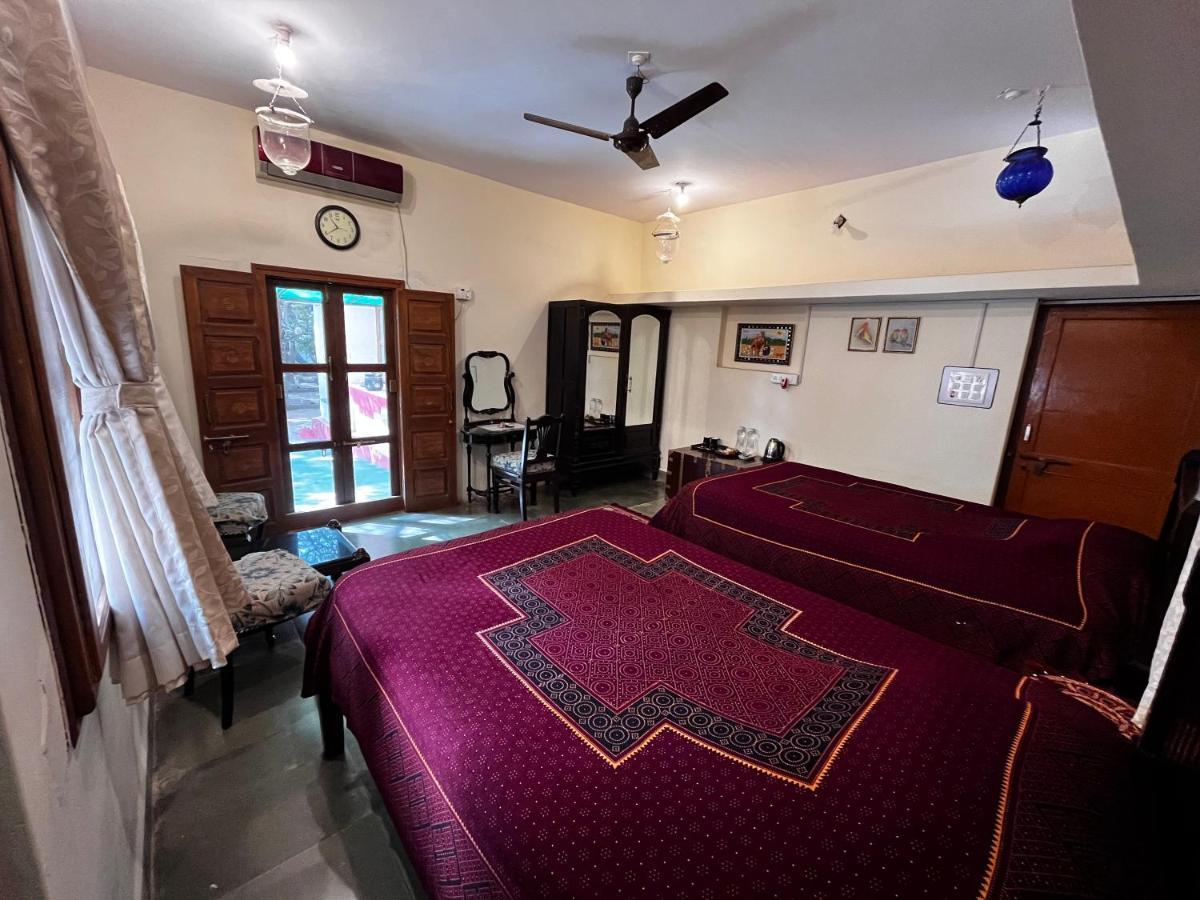 Sharad Baug Homestay Bhuj Eksteriør bilde